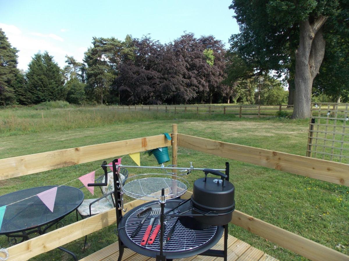 Hope Cottage Bell Tent Retreat 阿什伯恩 外观 照片